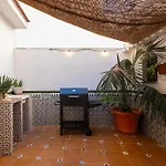 Privada Con Barbacoa Y Patio Cerca De La Playa *