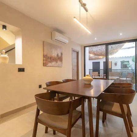 Privada Con Barbacoa Y Patio Cerca De La Playa Torremolinos