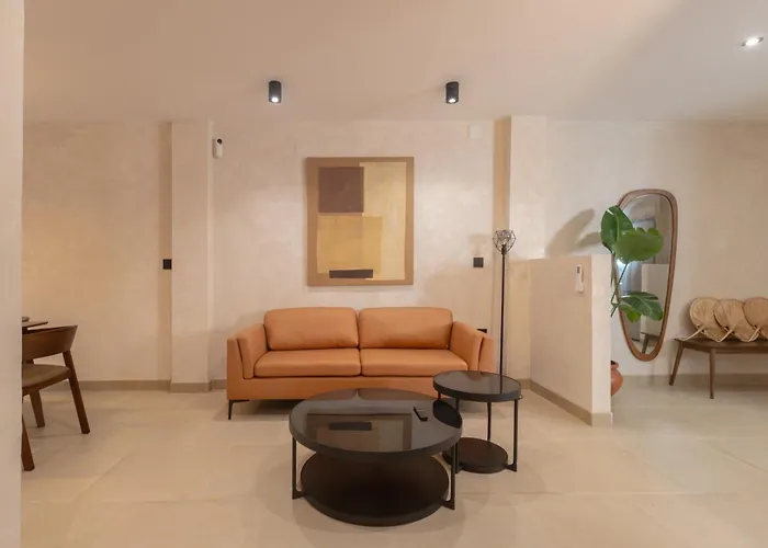 Privada Con Barbacoa Y Patio Cerca De La Playa *