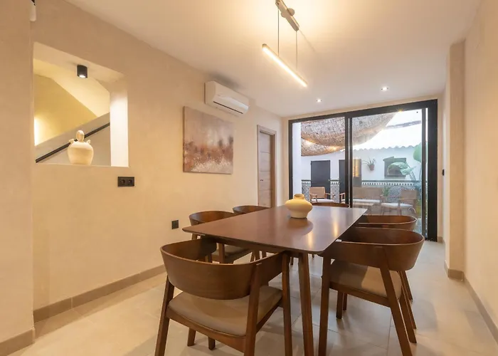 Privada Con Barbacoa Y Patio Cerca De La Playa Torremolinos