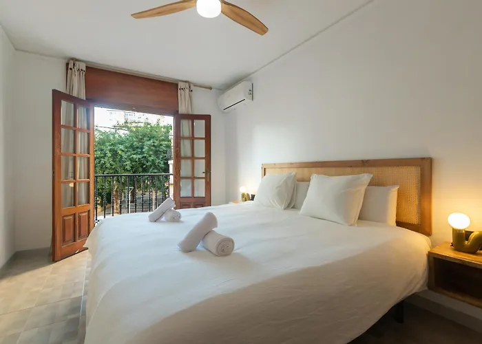 Privada Con Barbacoa Y Patio Cerca De La Playa *